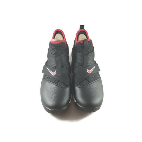 Lebron Soldier 12 - 7Y - Picture 2 of 3